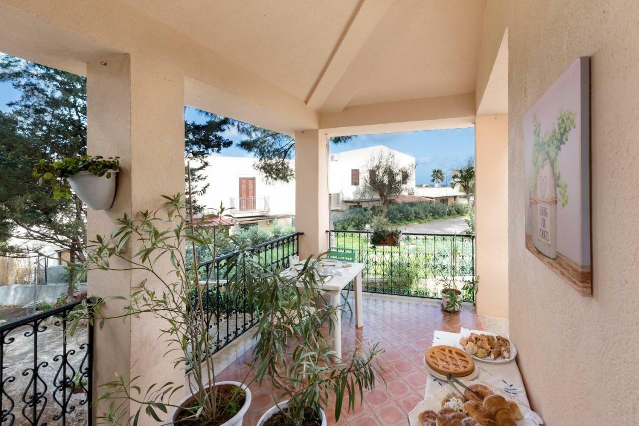 B&B Villa Il Carrubo San Vito Lo Capo Exterior foto